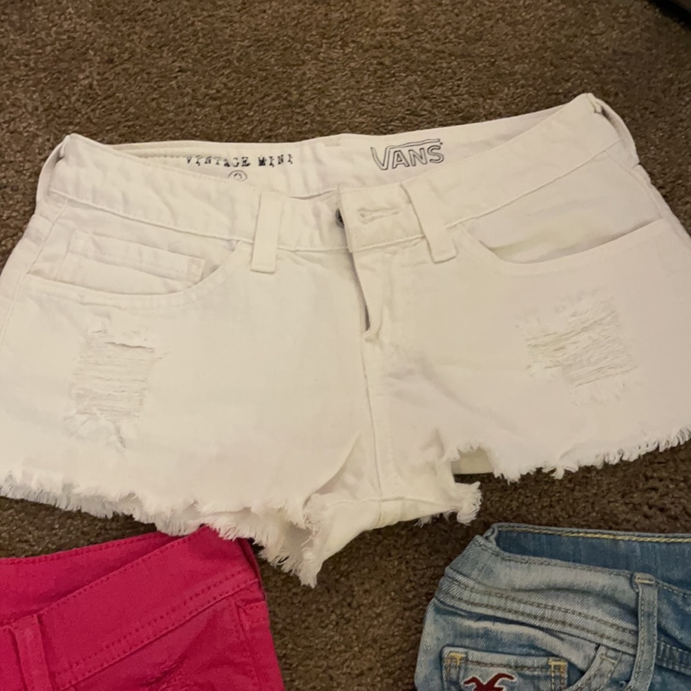 Shorts - Picture 11 of 14